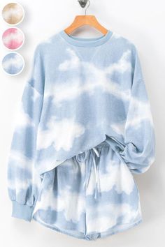 Sweats Set, Bleach Tie Dye, Cute Dress Outfits, Dye Sweatshirt, Tie Dye Outfits, Cute Preppy Outfits, Easy Trendy Outfits, Tie Dye Sweatshirt, Simple Trendy Outfits