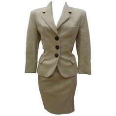 Moschino Couture Beije Wool Skirt Suit Moschuino couture beije wool and cachmere skirt suit totally made in italy in italian size range 46 Measurements: Skirt lenght 52 cm Jacket lenght 61 cm Jacket shoulder to hem 50 cm