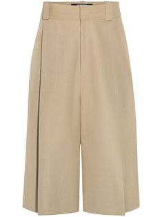 beige stretch-cotton knife-pleat detailing to the front high-waisted belt loops concealed front zip fastening rear keeper loop rear jetted pocket knee-length wide leg tailored cut Knife Pleat, City Shorts, Tailored Shorts, Summer Beach Wear, Light Jacket, Jacket Style, Cotton Shorts, Jean Coat, Stretch Cotton