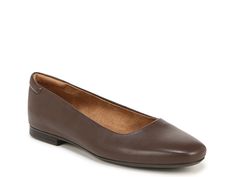 Save on Kelly Ballet Flat at DSW. Free shipping, convenient returns and customer service ready to help. Shop online for Kelly Ballet Flat today! Ballet Flat, Winter 2024, Ballet Flats, Customer Service, Ballet, Free Shipping