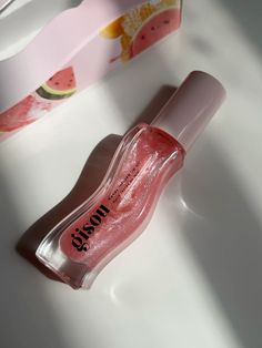 Lip Gloss Gisou, Gisou Lip Oil Watermelon Sugar, Pink Lip Products, Gisou Lip Gloss, Sephora Makeup Products, Girly Wishlist, Gloss Aesthetic, خواتم خطوبة