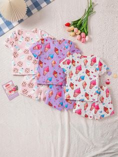 Spring Cartoon Print Loungewear Sets, Kawaii Cotton Sets For Sleepover, Kawaii Cotton Sleepover Sets, Pink Cotton Kawaii Sets, Matching Sleepwear For Pajama Party In Spring, Multicolor Cartoon Print Sleepwear For Spring, Kawaii Summer Sleepwear, Kawaii Summer Sleepwear For Loungewear, Cute Cotton Sleepwear For Sleepover