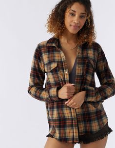 O'neill Zuma Superfleece Flannel. Looks Like Flannel, Feels Like Fleece. This Long Sleeve Superfleece Shirt Has A Classic Plaid Print And Snap Up Design. Front Chest Pockets. Button Cuffed Long Sleeves. 27.5" In Length. 100% Polyester. Machine Wash. Imported. Oneill Womens, Flannel Sweatshirt, Flannel Tops, Flannel Women, Sweaters And Jeans, Tops Fall, Women Trends, Plaid Print, Graphic Tee Shirts