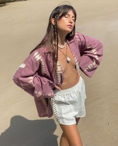 Cardigan Outfits Summer, Summer Fashion Outfits Beach, Maurie And Eve, Scene Shirt, 23 Fashion, Palm Dress, Tie Dye Fashion, Surfer Style, Textiles Fashion