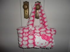 Great shopping ideas for HELLO KITTY LOGO FAUX FUR FLUFFY HEARTS HANDBAG SHOULDER PURSE NEW, Bags Handbags Paznokcie Hello Kitty, Hello Kitty Purse, Kitty Clothes, Hello Kitty Clothes, Hello Kitty Aesthetic, Hello Kitty Bag, Hello Kit, Hello Kitty Pictures, Hello Kitty Items