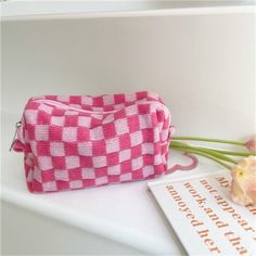 What a fun way to keep your makeup organized! Available in different colors.Material: Cotton. Checkered Makeup Bag, Checkered Makeup, Beauty Organizer, Pen Pattern, Beauty Organization, Vintage Flower Prints, Small Cosmetic Bags, Lipstick Bag, Beauty Storage