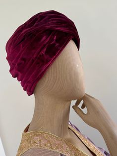 "I love me some vintage glamourous turbans. I always feel that they lived through some fabulous parties and gatherings. This 1960s Christian Dior Chapeaux velvet turban is a gem! It is meant to cover the top half of your head with some of the volume going up and off the head. 21.75\" Circumference" Katie Taylor, Velvet Turban, Doll Hats, Gold Lame, I Love Me, Bat Sleeve, Doll Hat, Turban Hat, Special Dresses