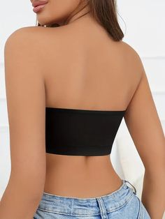 If you are between two sizes. we recommend choosing one size up.A whole new level of comfort - Stretch-soft. wire-free cups and a lining partially made from recycled materials create a stunning strapless bra that's ready to lift on the go. Perfect for one-shoulder. one-shoulder. halter neck. backless! The wireless non-slip invisible push-up bra's super-soft fabric creates a smooth look under clothing. and the wireless design won't dig into your skin like underwire. Strapless Pull-on design Featu Black Bandeau Tube Top With Built-in Bra, Black No-show Sports Bra With Built-in Bra, Seamless Stretch Tube Top With Underwire, Stretch Bandeau Bra With Built-in Support, Stretch Bandeau Bra With Built-in Bra, Stretch Strapless Sports Bra With Built-in Bra, Stretch Tube Top With Removable Bra Pads, Black Bandeau Tube Top With Medium Bust Support, Strapless Sports Bra With Built-in Bra