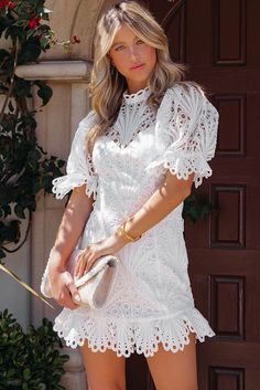 White Puff Sleeve Crochet Lace Mini Dress Puff Sleeve Mini Dress, Short Bodycon Dress, Sleeve Crochet, Party Kleidung, Crocheted Lace, High Waist Dress, Solid Color Dress, Puffed Sleeves Dress, White Crochet