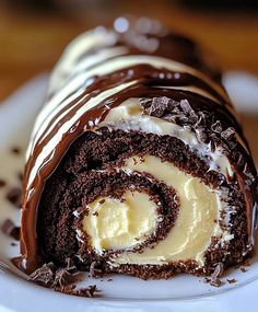 Choco Swiss Roll Delight: A Rich and Decadent Treat Chocolate Ganache Glaze, Swiss Cake, Chocolate Swiss Roll, Chocolate Roll Cake, Yule Log Cake, Swiss Roll Cake, Ganache Cake, Cake Roll Recipes, Chocolate Sponge Cake