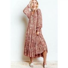 Free People Ivory Combo Floral Feeling Groovy V Neck Maxi Dress Red- Peach Floral Boho With Long Sleeve Billowing Sheer - Lightweight A Line With Roomy, Oversized Silhouette Feature A V Neck With Tie Details Cinched Ruffle Cuffs With Voluminous Sleeves Size Is Medium Pre-Owned No Flaws Doesn't Have Slip. Msrp New $168 Square Neck Dress Long Sleeve, Square Neck Dress Long, Flowy Floral Maxi Dress, Cocktail Dress Midi, Floral Dresses For Women, Feeling Groovy, Getaway Dress, Feelin Groovy, Womens Tunic Dress