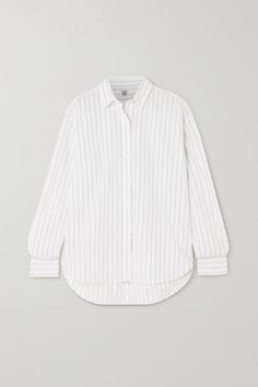 There's no arguing the mileage of a tailored button-down, and TOTEME's 'Signature' shirt is as classic as they come. It's made from pinstriped organic cotton in a loose shape and falls longer at the back. Casual Elegant Style, Random Clothes, Design Outfit, Elegant Tops, White Stripes Shirt, Fantasy Gowns, Chill Outfits, Ladies Tops, Guilty Pleasures