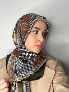 This lightweight scarf can be tied in many ways. It can be used as a turban, hijab, headscarf, or simple scarf. The options are limitless! One Size Headwrap Scarf, One Size Chic Headwrap, Chic Headscarf, Turban Hijab, Simple Scarf, Checked Scarf, Lightweight Scarf, Head Covering, Head Scarf