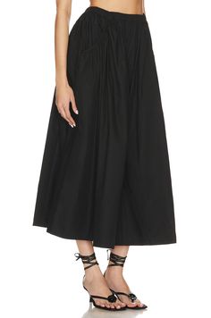 100% cotton Made in China Hand wash Double lined Pull-on styling with elastic waist Side slant pockets Crisp poplin fabric with pleated detail Elegant Midi Skirt, Long Leather Skirt, Metallic Pleated Skirt, Gauze Skirts, Solid Skirt, Ankle Length Skirt, Textured Skirt, Elegant Sophisticated, Bubble Skirt