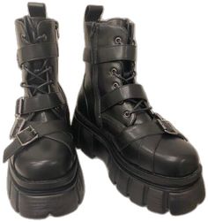 Edgy High-top Boots With Rubber Sole, High-top Platform Boots For Concerts, Platform High-top Boots For Concert, Gothic High-top Boots With Lug Sole, Gothic Combat Boots With Lug Sole And Round Toe, High-top Platform Combat Boots For Concerts, Casual High Ankle Platform Boots For Concert, Grunge Combat Boots With Platform And Round Toe, Punk High-top Boots With Rubber Sole