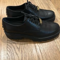 Tods Men’s Leather Brogues Size 9.5 Excellent Condition. Worn Twice. Tods Men, Tods Shoes, Leather Brogues, Leather Men, Derby, Men's Shoes, Oxford, Man Shop, Leather