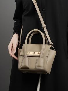 Gender: Women
Type: Purse, Shoulder Bag
Features: Removable Adjustable Strap, Inner Pockets
Main Materials: Cowhide
Lining: Polyester
Type of Closure: Turn Lock
Style: Casual, Daily, Stylish
Size:

Length: 25 cm / 9.84  "
Width: 10 cm / 3.94  "
Height: 17 cm / 6.69  " Designer Beige Box Bag With Detachable Strap, Designer Beige Handheld Box Bag, Luxury Double Handle Satchel With Mobile Phone Bag, Designer Beige Handheld Satchel, Designer Beige Box Bag With Adjustable Strap, Luxury Beige Mobile Phone Bag, Luxury Taupe Rectangular Bag, Designer Taupe Bags For Daily Use, Designer Satchel With Mobile Phone Bag For Everyday