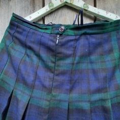 Vintage Checker Skirt gingham skirts women  Golf Tartan High Waist Clothing for woman Festival Clothes  Size L/XL Fabric: 100% wool, 100% Viscose     Blue Red Black Plaid Measurements : Waist: 32", 81cm Hips: 44", 112 cm Length: 28, 71 cm 90s VintageChecker SkirtWool gingham skirtswomen Golf TartanHigh WaistClothing for womansFestival ClothesSize XLGreen,Blue, Black Plaidold schoolBack to SchoolRustic style Blue Tartan Skirt Outfit, Plaid Pleated Cotton Skort, Plaid Mini Skirt For School, Plaid Skirted Skort For School, Plaid Bottoms For School In Fall, High Waist Plaid Pleated Skirt, Plaid Cotton Skirt For School, School Plaid Cotton Skirt, Plaid Skirt For School