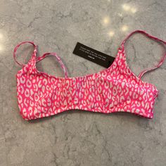 Never Worn Bathing Suit Top From Triangl It Was A Christmas Present , We Couldn’t Return It Because They Have A 14 Day Return Policy Triangl Swim, Preppy Swimsuit, Bathing Suit Tops, Triangle Swimwear, Pretty Swimsuits, Summer Wishlist, Swimsuit Inspo, Summer Bathing Suits, Triangl Swimwear