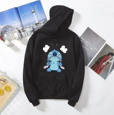 Lilo And Stitch Hoodie, Female Coat, Stitch Hoodie, Mickey Y Minnie, Stitch Cartoon, Womens Sweatshirts Hoods, Cartoon Sweatshirts, Cute Hoodie, Lilo Stitch