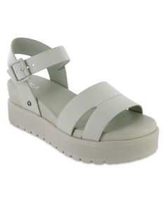 in stock Mia Sandals, Birkenstock Styles, Chunky Platform Sandals, Mia Shoes, Chunky Platform, Designer Sandals, Toe Sandals, Sneaker Brands, Toe Designs