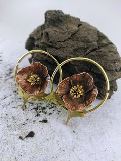 "Poppy earrings made of  brass and copper inspiration from with californian poppy flower.  The width of this ear weights is 5 cm, total length of the earring is 5.5 cm. Sheet of brass and copper is cuted in petals and leafs and soldered together , petals are hammered by hand for texture and for finish earrings are patinated for vintage look.  This earrings are available for normal pierced earrs just chose that option when you make purchase. (normal ear hook) Every item is gift wrapped free of ch Californian Poppy, Tunnel Earrings, Poppy Earrings, Ear Hangers, Resin Jewelry Diy, Brass And Copper, Plug Earrings, Ear Weights, Earrings Ear