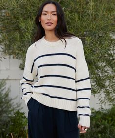 Chloe Crewneck Ivory/Navy Stripe In 100% breathable cotton, it’s a classic silhouette in a casual cropped style—perfect for welcoming warmer weather. White Striped Sweater Outfit, Nantucket Fashion, Striped Sweater Outfit, White Striped Sweater, Jenni Kayne, Cropped Style, Long Shorts, Classic Silhouette, Navy Stripes