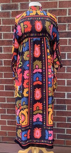 NWT Farm Rio Flowers Tapestry Maxi Dress Size S | eBay Bohemian Multicolor Fall Dresses, Bohemian Spring Dresses With Ikat Print, Bohemian Ikat Print Dress For Spring, Bohemian Ikat Print Spring Dresses, Spring Vacation Dresses With Ikat Print, Spring Vacation Dress With Ikat Print, Patterned Vacation Dresses For Fall, Bohemian Spring Midi Dress With Colorful Pattern, Bohemian Boho Dress With Floral Print In Multicolor