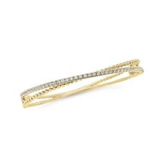 A beautiful twist for the wrist. Beaded 18K gold interlocks with a band of sparkling round diamonds in this one-of-a-kind bangle. -18K gold weighing 16.71 grams -43 round diamonds totaling 0.77 carats Please allow 4-6 weeks for delivery if item is not in stock. Item no. BR01669 Diamond Engagement Rings Cushion, Cushion Halo Engagement Ring, Diamond Chain Necklace, Curved Bar Necklace, Diamond Bar Necklace, Round Halo Engagement Rings, Open Heart Necklace, Oval Diamond Engagement, Engagement Rings Cushion