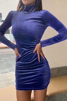 Blue Velvet High Neck Long Sleeve Mini Dress Fall Winter Dress, Fall Winter Dresses, Dress Sheath, Collar Neck, Costume Intero, Solid Color Dress, High Neck Long Sleeve, Mermaid Fashion, Long Sleeve Mini