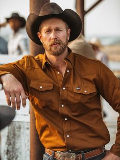 Casual Cowboy Outfit Men, Rodeo Outfits Men, Western Outfits Mens, Cowboy Outfit For Men, Mens Western Style, Mountain Man Style, Cowboy Fashion