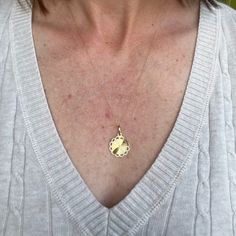 Description: Vintage Diamond Cut Pendant! See Photos For Minor Blemishes. Chain Not Included. Nos Dimensions: About 5/8 Inch Width And 7/8 Height With The Loop. Weight: 1.7g Hallmark: Kt14italy. Please See Photo. Hi, Thank You For Looking At This Item. If You Have Any Questions, Please Ask! Gift Box Included With Purchase. The Loop, Vintage Diamond, Diamond Cut, Round Diamond, Womens Jewelry Necklace, Hallmark, Round Diamonds, Diamond Cuts, That Look