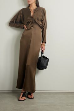 When it comes to quality Italian craftsmanship, Loro Piana is difficult to top. This maxi dress is made from lustrous silk-satin that's draped across the bust before nipping in gently at the waist. Use the slim ties to create a keyhole neckline. Bias Cut Draped Silk Dress, Chic Silk Satin Draped Dress, Chic Draped Silk Satin Dress, Silk Satin Floor-length Dress For Dinner, Silk Draped Maxi Dress For Dinner, Sleek Satin Silk Floor-length Dress, Formal Draped Silk Maxi Dress, Silk Draped Maxi Dress For Formal Occasions, Sleek Silk Satin Dress For Formal Occasions