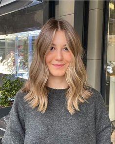 Nov 20, 2021 - This Pin was discovered by Anna Fedorowicz. Discover (and save!) your own Pins on Pinterest Light Brown To Honey Blonde Balayage, Butternut Blonde Hair, Dark Brown To Light Blonde Balayage, Rich Blonde Highlights, Bronde Balayage With Root Melt, Highlighted Shoulder Length Hair, Hair Color Easy To Maintain, Keeping Blonde Hair Healthy, Honey Blonde Hair Brunette