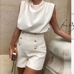 Viscous Polyester Elastane Corporate Attire Women, White Shorts Outfit, Elegant Summer Outfits, Zara Looks, Classy Business Outfits, Corporate Attire, Sassy Outfit, Chique Outfits, Professional Outfits Women