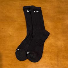 Nike Cotton Cushioned Crew Socks Black Size: Men 6 - 8 Nwot 64% Cotton 33% Polyester 2% Spandex 1% Nylon Casual Black Sports Socks, Nike Sports Socks For Winter, Nike Winter Sports Socks, Black Breathable Socks For Streetwear, Black Sporty Socks, Nike Casual Breathable Socks, Casual Nike Breathable Socks, Casual Breathable Nike Socks, Socks Nike