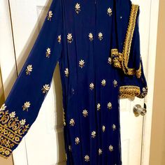 Beautiful Suit With Intricate Heavy Beading And Hi-Low Style Skirt Beautiful Suit, Shalwar Kameez, Skirt Fashion, Womens Dresses, Dresses, Blue, Women Shopping, Color