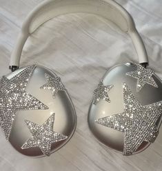 Headphone Decoration, Cute Headphones, Apple Headphone, Airpods Max, Star Girl, Apple Products, Bling Bling, Girly Things, بلاك بينك