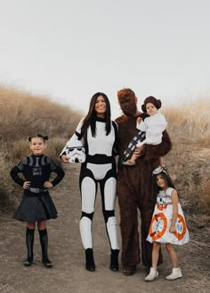 family dressed up as star wars characters for halloween