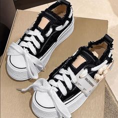 Style Casual Daily Element Patchwork Frenulum Contrast Shoes Closure Type Elastic Band Shoes Toe Type Round Shoes Type Comfortable Out Door Size(in) Foot Length US6EU36 9.1 US6.5EU37 9.3 US7.5EU38 9.4 US8.5EU39 9.6 US9EU40 9.8 Size(cm) Foot Length US6EU36 23 US6.5EU37 23.5 US7.5EU38 24 US8.5EU39 24.5 US9EU40 25 Tips: Due to the many variations in monitors the color in the image could look slightly different please take physical design and color shall prevail. Please allow 0.4-1 differs due to ma