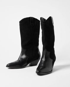 Bring a touch of the wild west to your closet with these leather boots. In a tall silhouette with a classic western pointed toe and heel, they feature contrasting leather and suede panels in a scalloped design. Tall Cowboy Boots, Knee High Platform Boots, Heels Patterns, Platform Heels Boots, Exclusive Shoes, Leather Heeled Boots, The Wild West, Leather Cowboy Boots, Western Leather