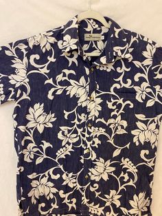 vintage two paddles Hawaiian Aloha shirt large 100% cotton with free shippingHawaiian shirtaloha shirtquality aloha shirtquality hawaii shirtgreat hawaiiangreat aloha fashionall occationaloha producthawaii productbest quality pricevintage aloha shirtvintage hawaiianquality hawaiian