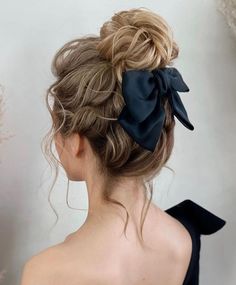 High Messy Bun with a Bow High Bun With Bow Hairstyle, Messy Bun With Ribbon, Hoco Hair With Bow, Hair Bun With Bow, Bow Updo Hair, Bun With Bow Hairstyle, Bun With A Bow, Vienna December, Bun With Bow