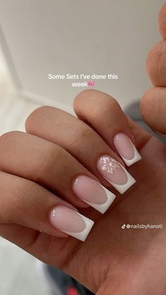 White Xmas Nail Designs, Nail Inspiration Square Short, Light Nails Ideas, Stylish Nails White, Basic French Nails, Dubai Nails, Teal Acrylic Nails, Quinceanera Nails, Hello Nails