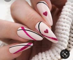 elegant fingers — another level – Noble Fashionista Matte Pink Nails, Vday Nails, Heart Nail Designs, Nagellack Trends, Pink Nail, Festival Nails