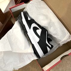 Brand New Authentic Nike Dunks. I Normally Wear A 7.5 But I Decided To Size Down. Selling Dunks For Price I Paid. Nike Panda Dunks Outfit, Yezzy Shoes Women, Nike Dunks Women, Panda Dunks, Nike Shoes Women Fashion, Gymnastics Shoes, Pretty Sneakers, Black Nike Shoes, Pretty Shoes Sneakers