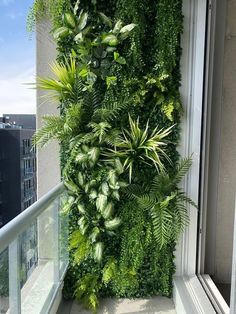 biophilic design outdoor plant wall Vertical Plant Wall, Simple Deck, Artificial Plant Wall, نباتات منزلية, Plant Wall Decor