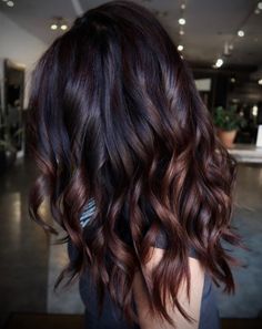 Chocolate Cherry Highlights On Dark Hair, Dark Chocolate Hair Color, Cabelo Ombre Hair, Dark Chocolate Hair, Dark Chocolate Brown Hair, Chocolate Brown Hair Color, Kadeřnické Trendy, Hair Color Chocolate, Black Roots