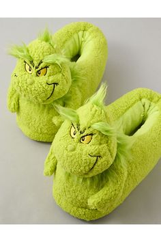 Soft & cozy/Slip-on silhouette Stuff For Christmas, Grinch Gifts, Grinch Stuff, Fun Slippers, Sweater Sets, Christmas Slippers, Cindy Lou, African Lace Dresses, Holiday Games