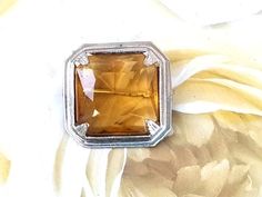 Antique Silver Citrine Jewelry, Orange Citrine Vintage Jewelry, Nickel-free Amber Vintage Jewelry, Collectible Yellow Citrine Jewelry, Vintage Brooches Boylerpf Antique & Vintage Jewelry, Antique Brooches, Jewelry Pins, Vintage Pins